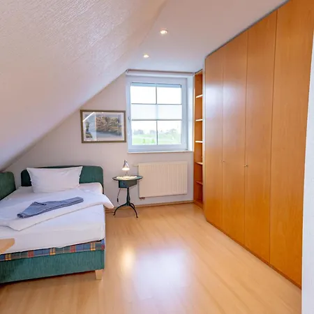 Deichkrone بينسيرسيال