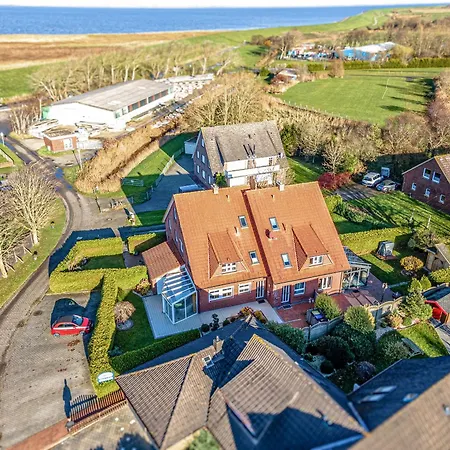 Deichkrone بيت للعطل